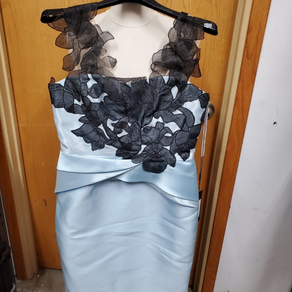 NEW Dress Maria Coca Blue and Black Size 8 Silk - Picture 1 of 7